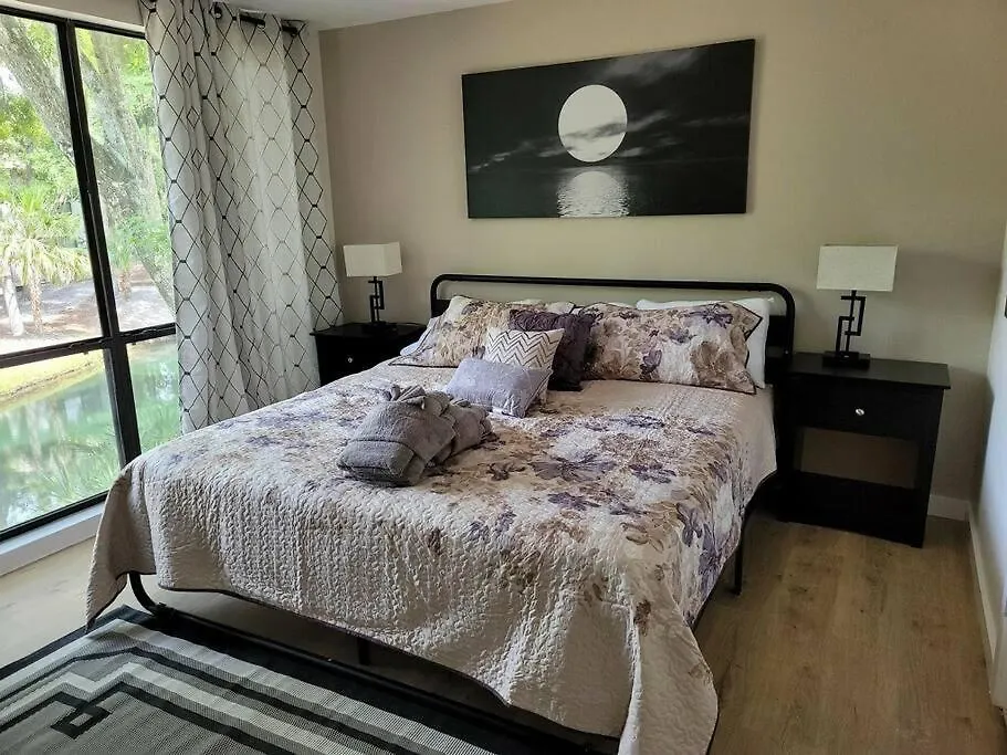 Villa Contemporary Bliss-Newly Renovated Cozy Villa! Hilton Head Island